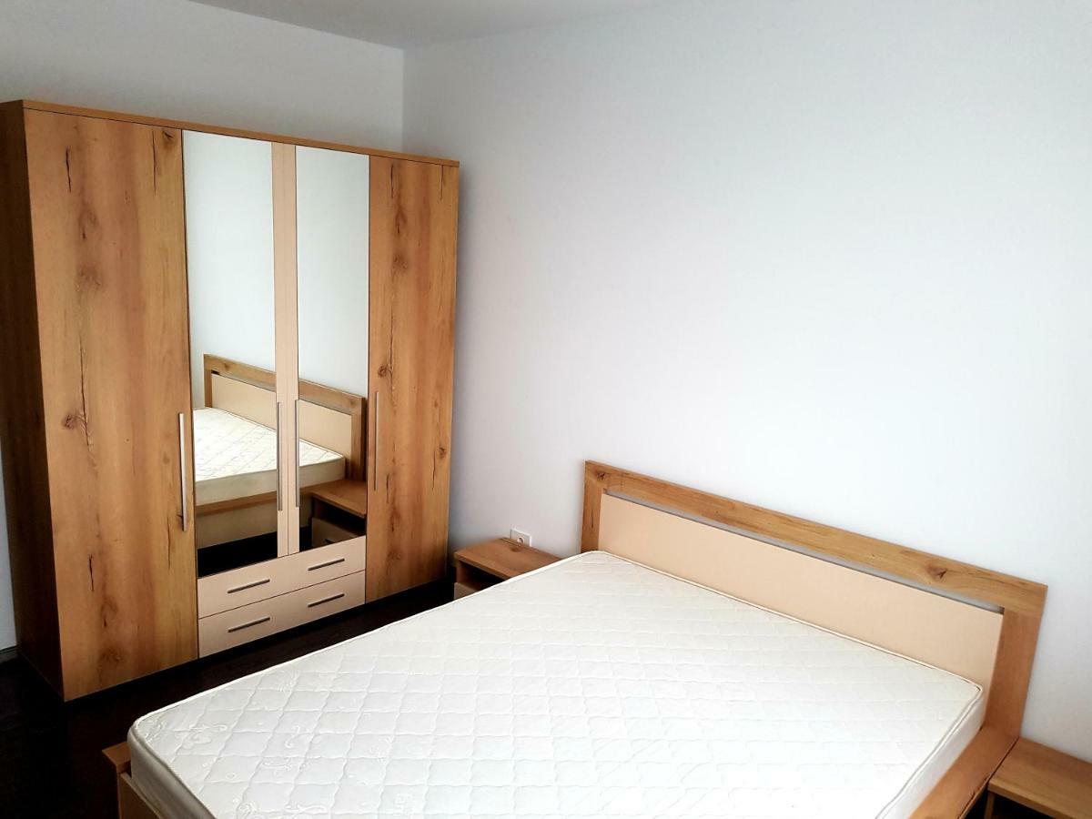 Happyhome Central Deluxe Apartments Nagyvárad Kültér fotó