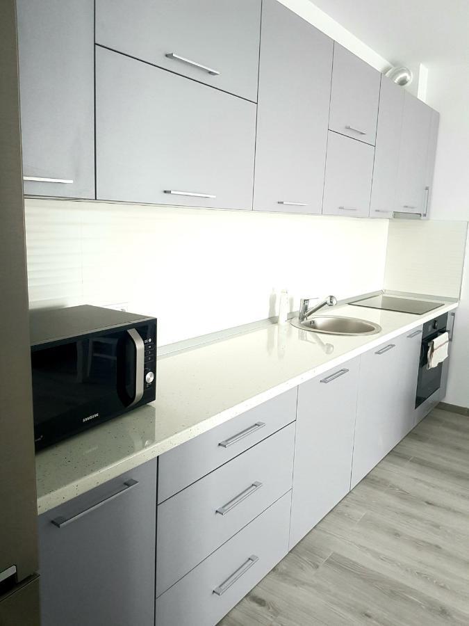 Happyhome Central Deluxe Apartments Nagyvárad Kültér fotó